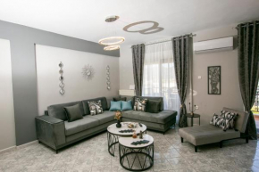 Bay Maisonette